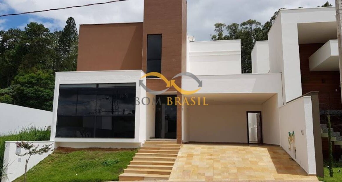 0081-Casa com 4 quartos, 305 m²